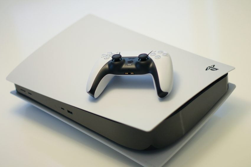 Oyuncuların Gözdesi PS5, Yenilendi: İşte PlayStation 5 Slim!