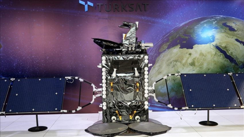 Türkiye’nin Yerli Haberleşme Uydusu Türksat 6A Hazırlıkları Tamamlanıyor